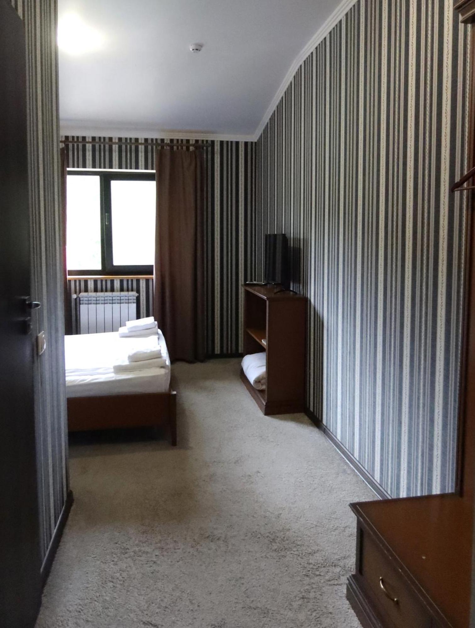 Carivka Hotel Екстериор снимка