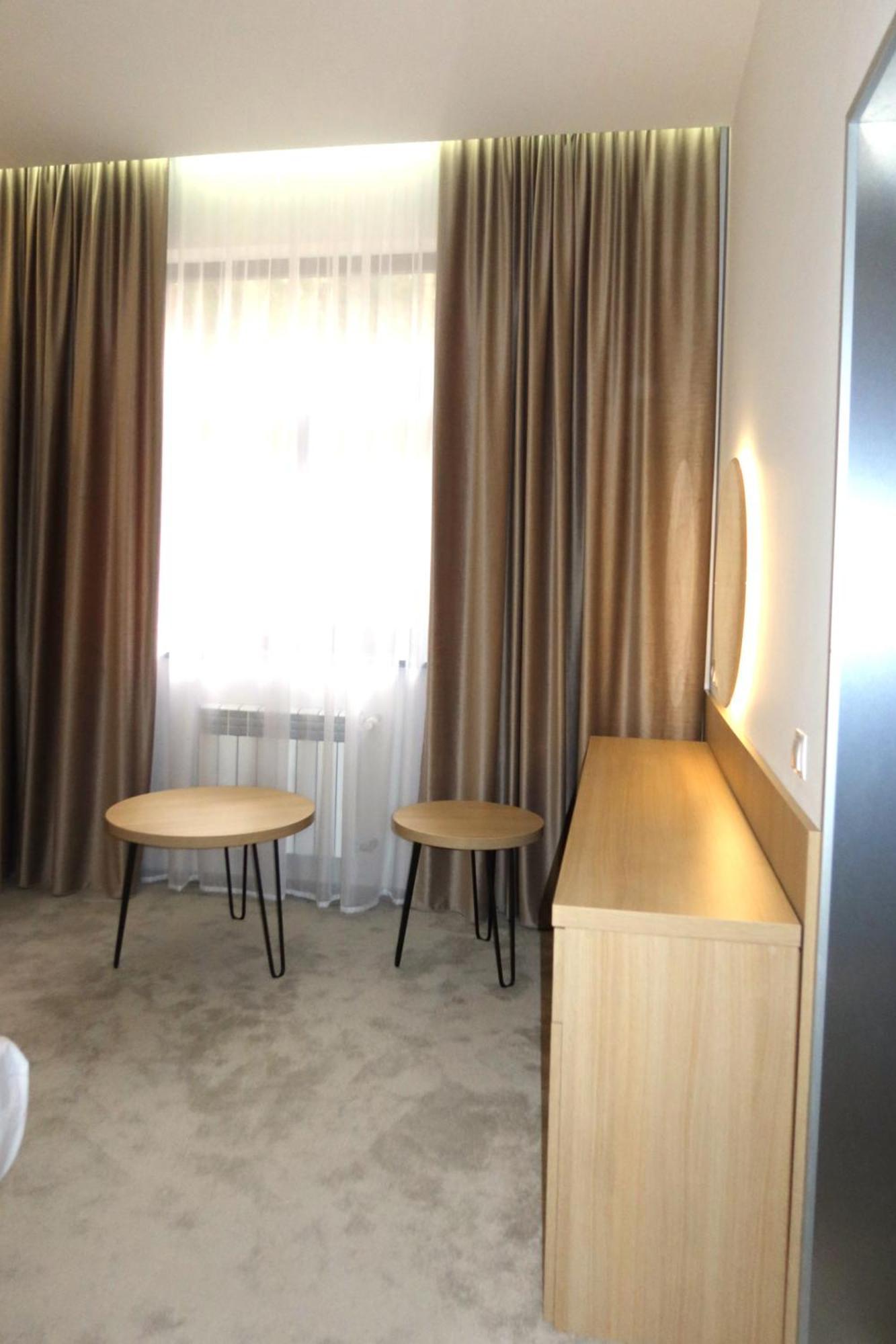 Carivka Hotel Екстериор снимка