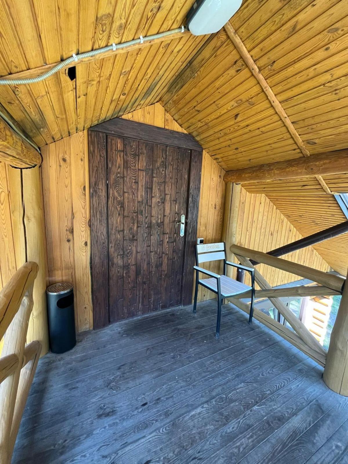 Carivka Hotel Екстериор снимка